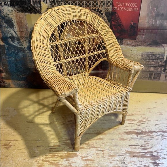 Vintage Wooden Rocking Chair with Heart Cut Out Plant Shelf Doll Chair Handmade - Picture 2 of 12